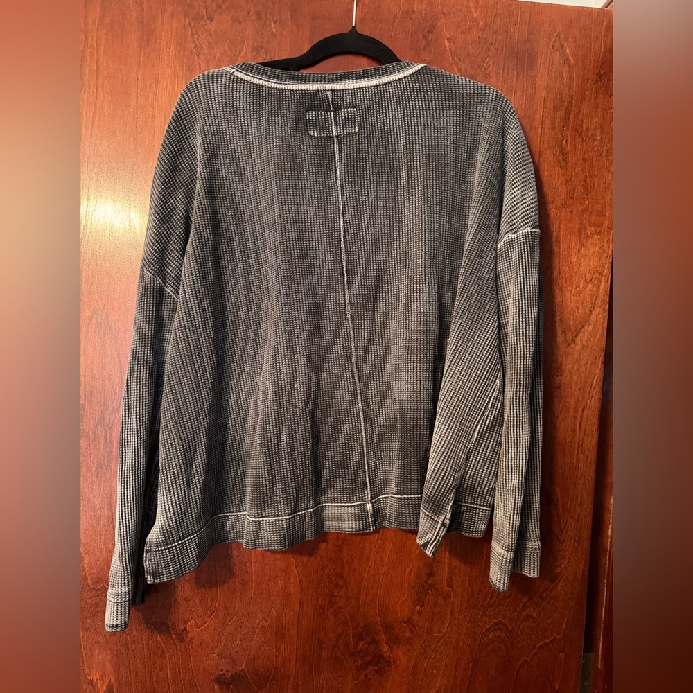 Pilcro /Anthroplogie V-Neck Sweater in Black and Gray - Picture 2 of 4